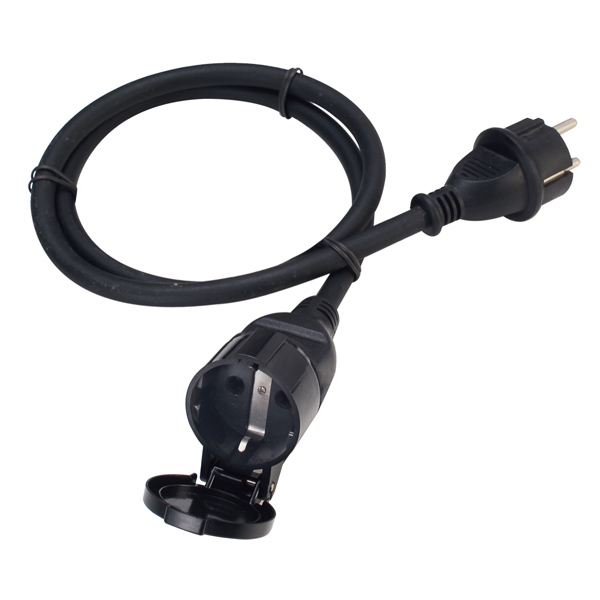 Outdoor rubber extension cord — European IP44 rating, oil-resistant rubber jacket, weather-resistant for year-round job-site use